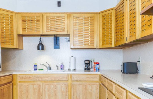 Casper Apartment | Stay, Relax, Explore: Cozy Duplex Just Minutes from Downtown Casper