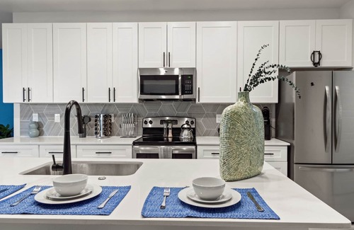 Desert View Village Apartment | Stay Sharp, Stay Cool Pool Work Desk Private Laundry