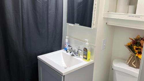 West St. Paul Apartment | Stay St Paul Haven