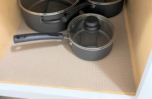 New Castle House | Stay @ The Bungalow - Remodeled & 15 min. to DT