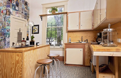 Monroe House | Stay w/Art at Garden District Gem: Neville House