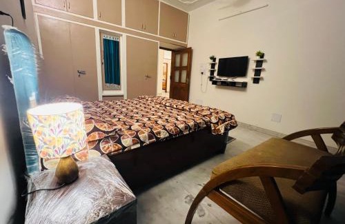 Sector 19 Apartment | Stay with Ankita
