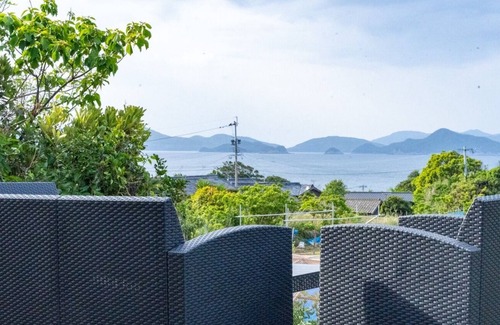 Goto House | Stay without meals Rent a building overlooking t / Goto Nagasaki