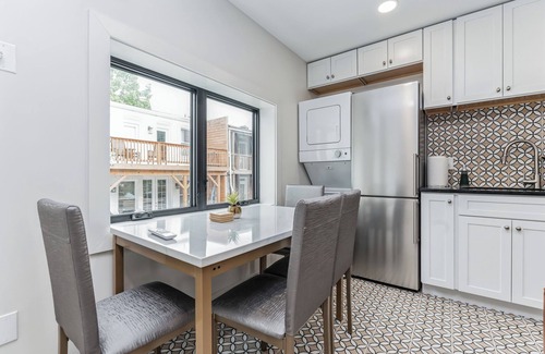 NoMa Apartment | @StayatNoMA