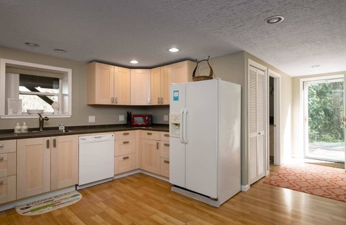 Northwest Portland Apartment | #StayinMyDistrict St Johns Forest Park Apt