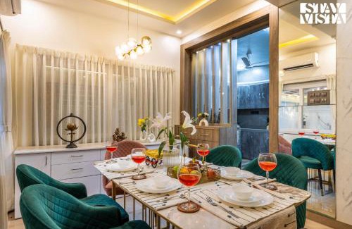 Marra Villa | StayVista at Casa Swarg with BBQ, Jacuzzi
