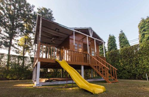 Taoru Villa | StayVista at The Banyan Abode with Pool Table, Pet Friendly & Outdoor Pool