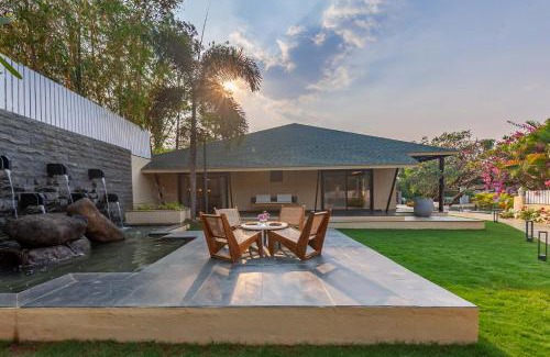 Igatpuri Villa | StayVista's Lush Villa - Rustic-Meets-Modern Interiors, Pool, Jacuzzi & Indoor activities