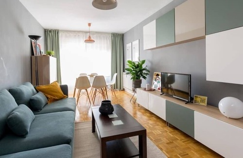 Parque de Roma Apartment | STD - 2 bedroom apartment in the center with parking included