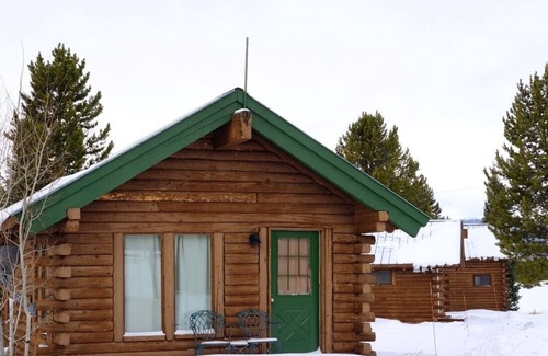 Clark Cabin | Steamboat Lake Outpost, One-Bedroom-Studio Cabins