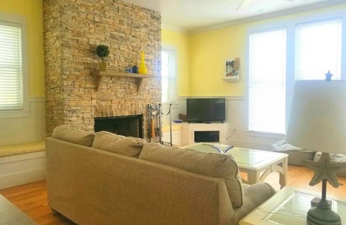 Steinhatchee Resort | Steinhatchee Landing Resort-Wickershack #44-Riverview-*THIRD NIGHT FREE*
