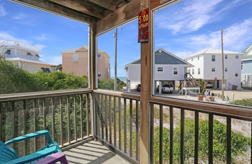 Cape San Blas House | Step From The Beach, Perfect For Couples~Narrow Escape
