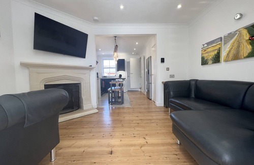 Caister-on-Sea Cottage | Step ONTO the beach @ Number Two, Beachfront