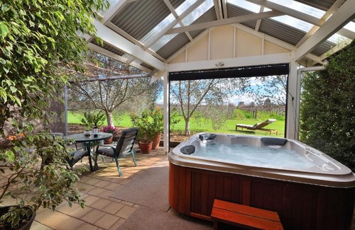 Light Pass House | Stephanette's Cottage