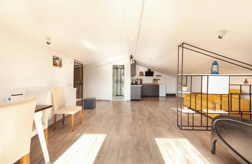 Kutaisi Apartment | Stepin Garden