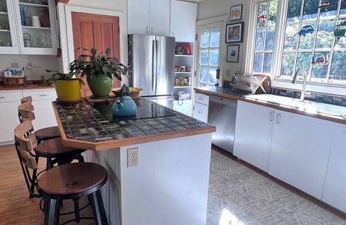 Fairmont House | Steps Away from Hayward Track and University of Oregon Campus