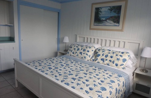 Hope Town Resort | Steps away from the Beach at Turtle Hill Resort