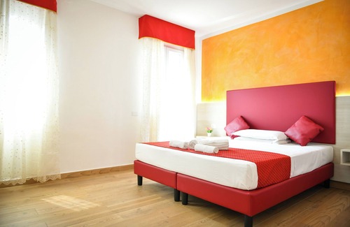 Mestre Hotel | Steps from Mestre Station, 4 Mins to Venice, Food & Comfort All Around