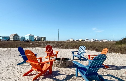 Southpointe House | Steps from private beach/Luxury home/Private pool