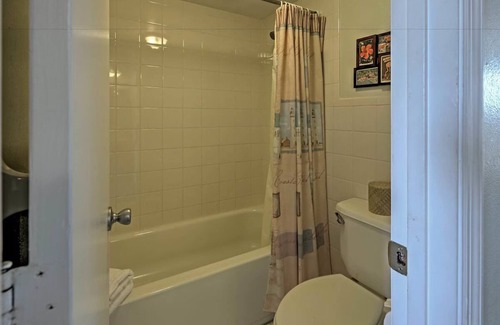 Indialantic By The Sea Resort | Steps from Scenic Indialantic Beach | Spacious Suite w/Kitchen | Pool Access