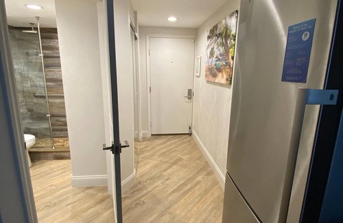 Ortona Park Apartment | STEPS from the Ocean!