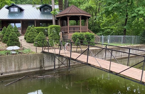 Camdenton House | Steps from the water. All the comforts of home. Private dock & plenty of room.