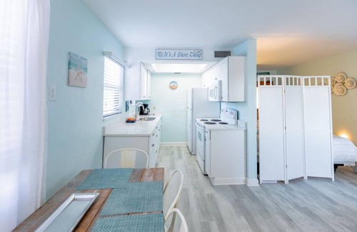 St. Pete Beach Apartment | Steps from Upham Beach & Pool