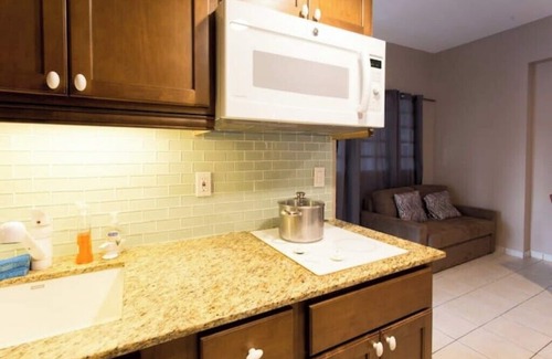 Condado Apartment | Steps To Beach Studio in Condado w/Pool&Ac