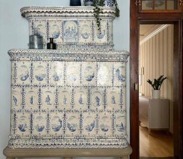 Old City of Bern Apartment | Steps To Best Bern Sites And Lots Of Space Too!