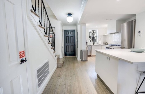 Foggy Bottom House | Steps to GWU-Georgetown-Nat'l Mall | Free Parking