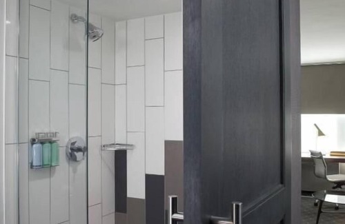 Turtle Bay Resort | Steps to Iconic MOMA and Central Park! 2 Luxury Units with Kitchen, Pets Allowed