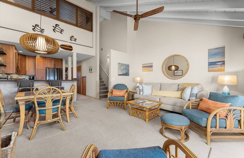 Kihei Condo | Steps to Kamaole beaches/Upgraded kitchen & baths/2 Pools/Tennis/Close to Wailea