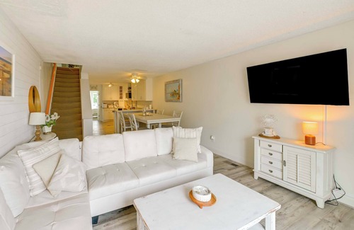 Dewey Beach Condo | Steps to Rehoboth Bay Marina! Condo w/ Pool Access