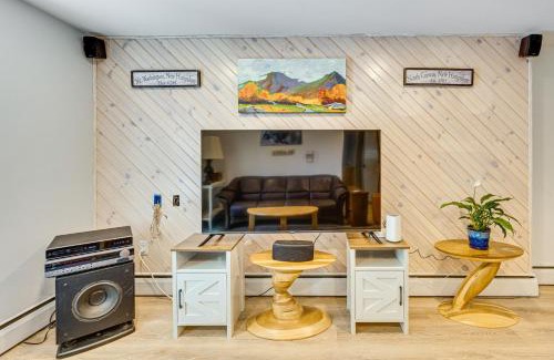 North Conway House | Steps to Saco River Outdoor Rec Hub in White Mtns