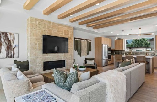 Midway House | Stillness Sanctuary at Ameyalli