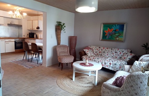 Lommersdorf Apartment | Stilvolle Fewo Direkt am Dorflädchen!