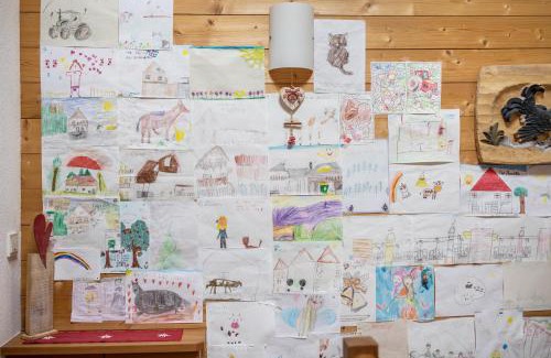 Monguelfo Apartment | Stoffnerhof Apt Alpenrose