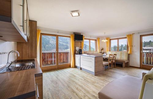 Monguelfo Apartment | Stoffnerhof Apt Sonnenblume