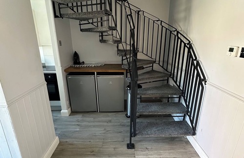 Much Marcle House | Stoke Prior Escape for 4 just 5 mins from M5/M42