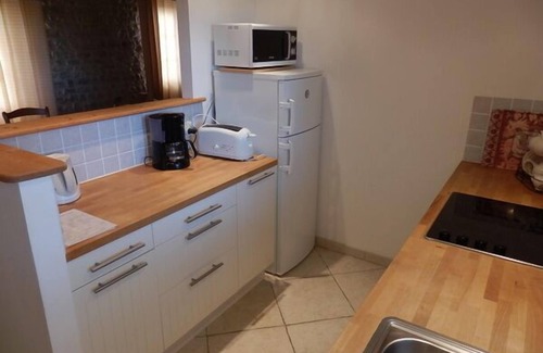 Crouay House | Stone cottage near Bayeux and D-Day sites, green and quiet.
