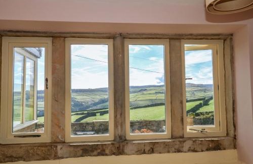 Holmfirth House | Stone & Fleece Cottage