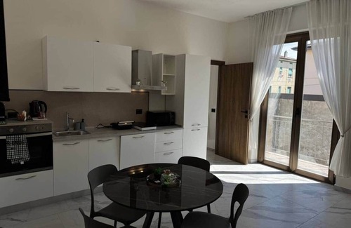 Borgo Roma Apartment | Stone Flower 3