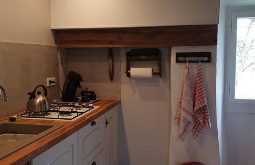 Fleurac Ski Chalet | Stone house for 5, in the countryside