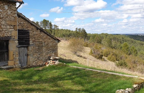 Fleurac Ski Chalet | Stone house for 5, in the countryside