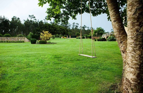 Laxe House | Stone house restored in the middle of nature