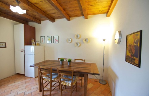 Borgo alla Collina Villa | Stone villa situated in a panoramic position between Arezzo and Firenze, in the Casentino Valley. Th