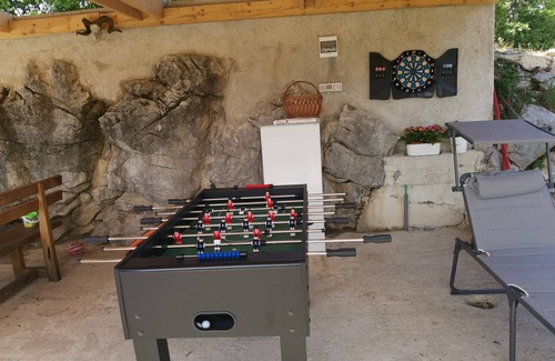 Veli Brgud House | Stone Villa with spacious swimming pool- ideal for families and couples