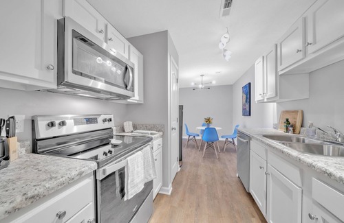 New Albany Apartment | Stonecrest 623, 2Bd Apt I Free Parking I Pool