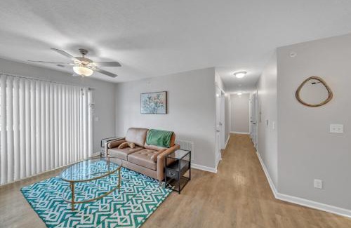 New Albany Apartment | Stonecrest 717, 2bd Apt I Free Parking I Pool