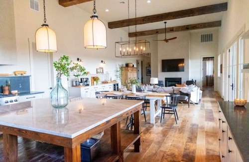 Dripping Springs House | Stonehaus Lodge at Onion Creek